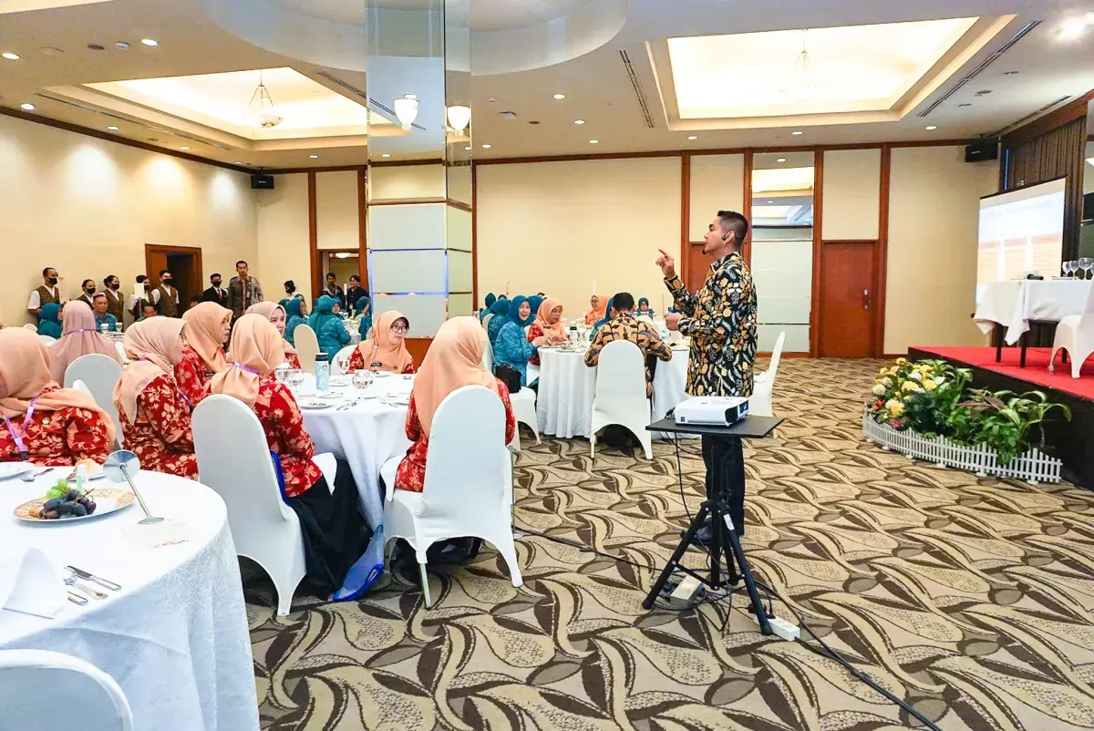 Sesi Table Manners & Jamuan Resmi
